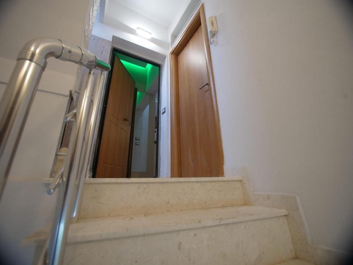 Hidden Gem In The Center Of Tirana Apartment Bagian luar foto