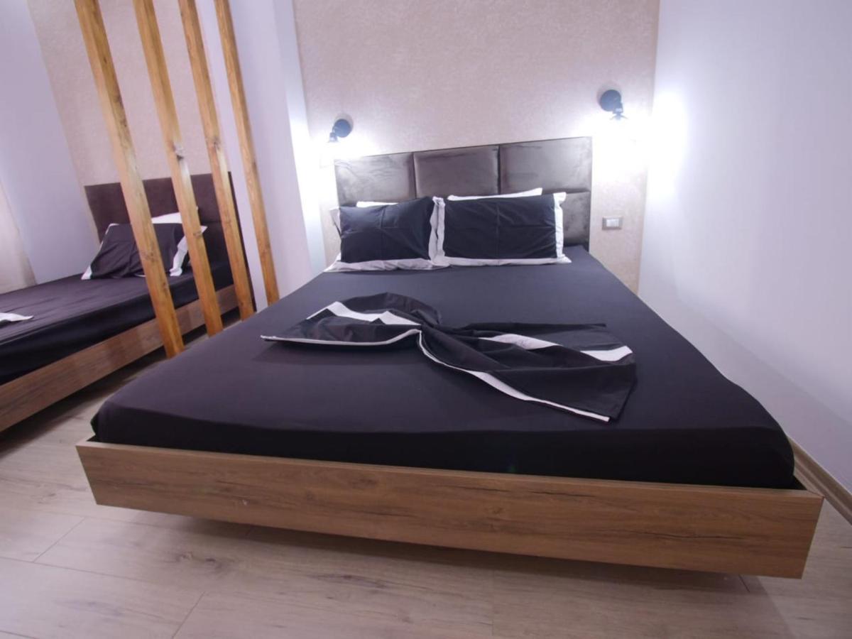 Hidden Gem In The Center Of Tirana Apartment Bagian luar foto