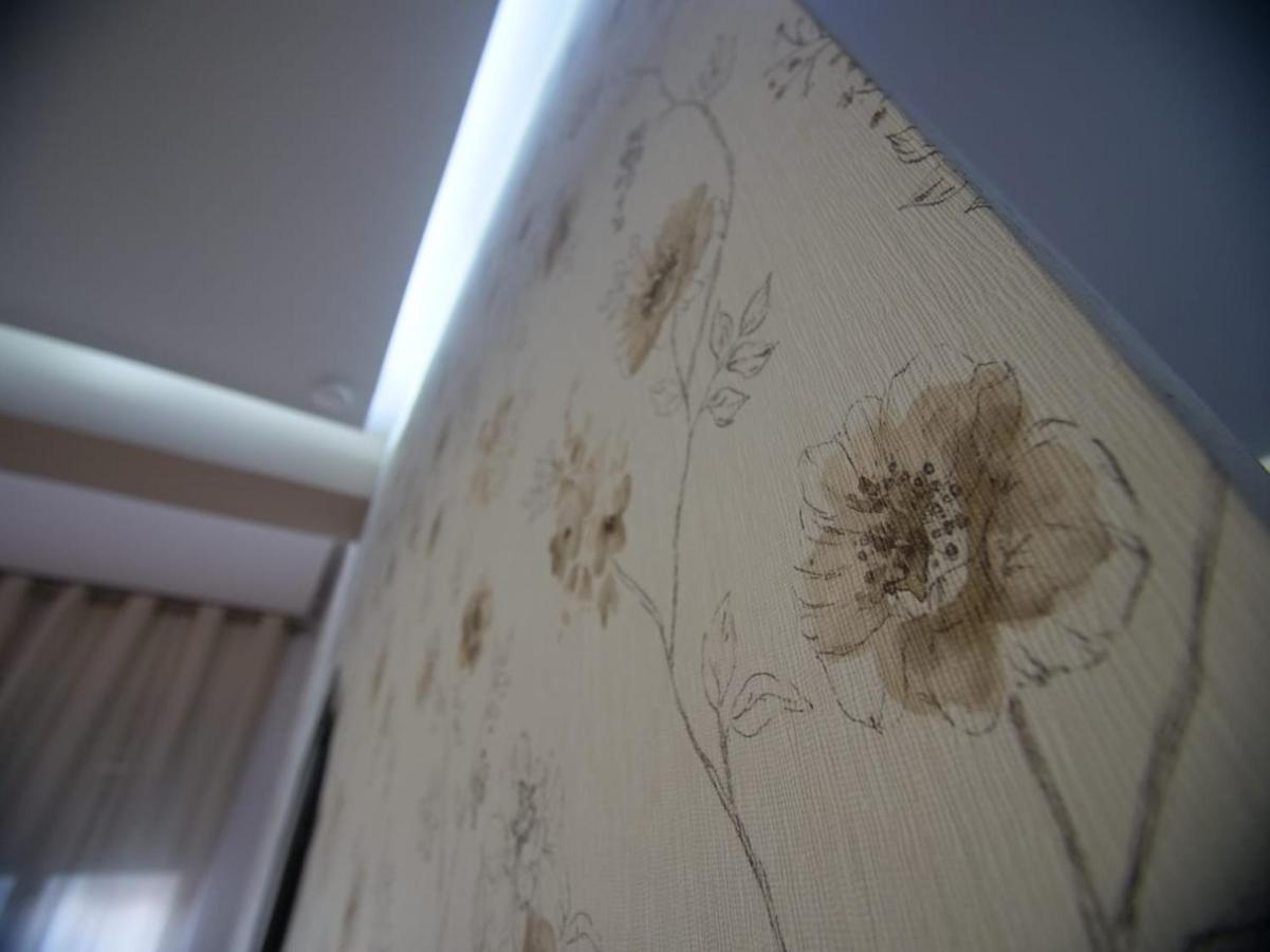 Hidden Gem In The Center Of Tirana Apartment Bagian luar foto