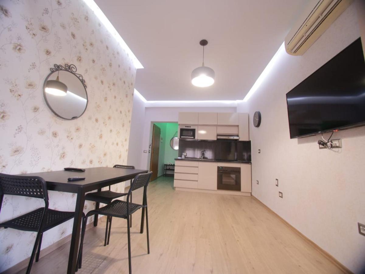 Hidden Gem In The Center Of Tirana Apartment Bagian luar foto